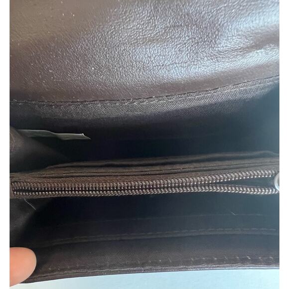 NEW Rosetti Wisdom Brown Vegan Wallet Wristlet With Chain - Picture 7 of 12